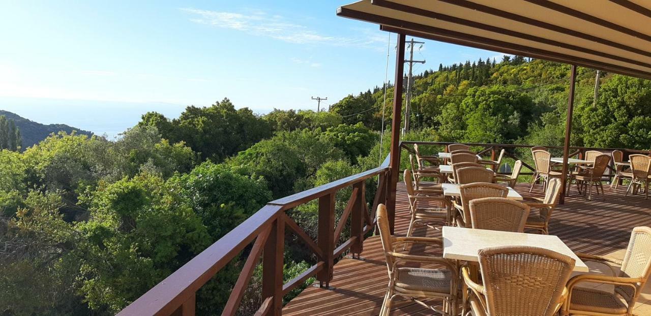 T'Aloni Hotel Chortata Exterior photo